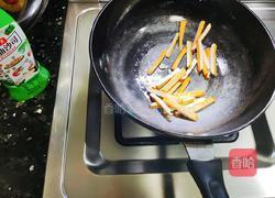 茼蒿炒香干的做法图解3