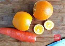 鲜榨橙汁的做法图解1