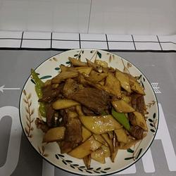 杏鲍菇炒肉的做法[图]