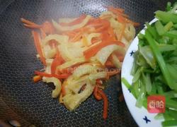 肉皮炒三丝的做法图解9