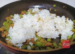 肉沫豆角拌饭的做法图解9