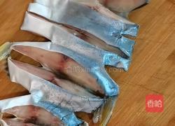 香煎鲳鱼干的做法图解2