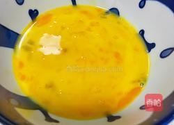 番茄鸡蛋炒饭的做法图解1