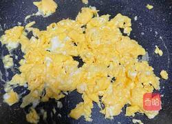 番茄鸡蛋炒饭的做法图解3