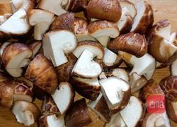 香菇炒上海青的做法图解2