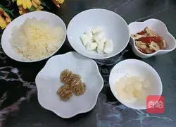 Illustration of how to make white fungus paste 2