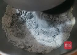黑芝麻小餐包的做法图解3