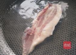 芹菜炒五花的做法图解2