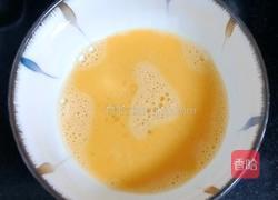 鸡蛋酸菜盖饭的做法图解3