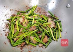 蒜苔猪头肉饭 的做法图解8