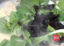 木耳番茄汤面的做法图解8