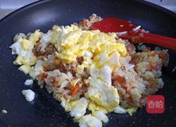 口蘑鸡蛋炒饭的做法图解11