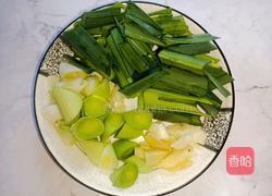 腐竹烧鲳鱼的做法图解3