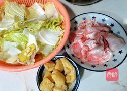 豆泡焖白菜的做法图解1