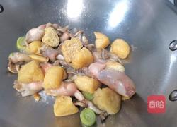 豆泡焖白菜的做法图解3