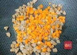 牛肉丸胡萝卜蛋炒饭的做法图解6