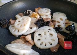 莲藕炒肉盖浇饭的做法图解10