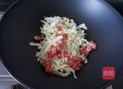 卷心菜香肠焖饭的做法图解3
