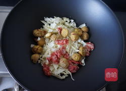 卷心菜香肠焖饭的做法图解4