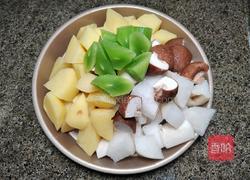 白萝卜烧边排骨的做法图解2