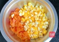 米饭时蔬猪肉饼的做法图解3