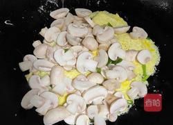 口蘑鸡蛋盖饭的做法图解6