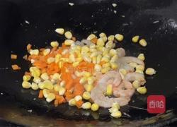 虾仁鸡蛋炒饭的做法图解5
