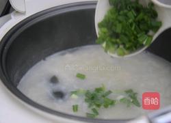皮蛋瘦肉粥的做法图解8