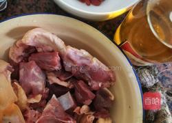 茶油枸杞鸭汤的做法图解1