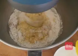 Rose Cinnamon Roll Recipe Illustration 3