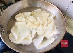 油泼辣子拌面的做法图解2