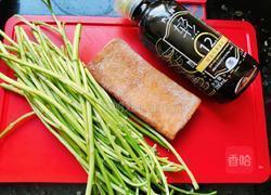 清爽芦蒿炒香干的做法图解2