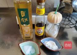 清炒白玉菇黄瓜木耳的做法图解2