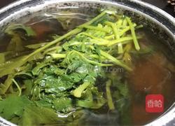 冲菜包蛋汤圆的做法图解1