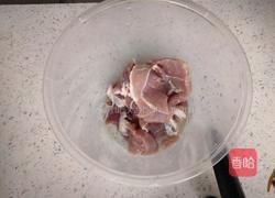 香煎梅花肉→独家秘制的做法图解1