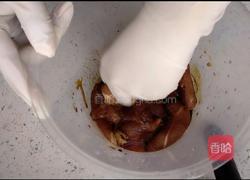 香煎梅花肉→独家秘制的做法图解2