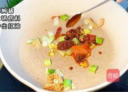 酸辣野蘑菇的做法图解2