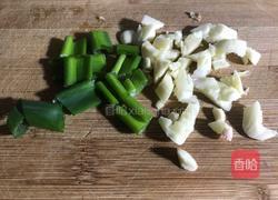 醋溜洪山菜苔的做法图解3