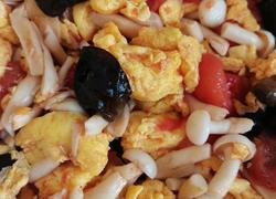 西红柿木耳白玉菇炒鸡蛋