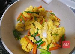 芦笋炒鸡蛋的做法图解8