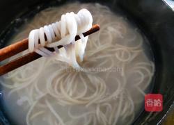 春天里的一碗米线的做法图解5