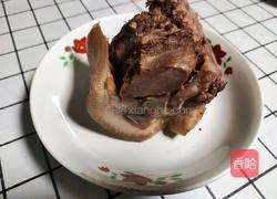 爆炒猪头肉的做法图解1