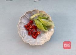 芹菜炒腐竹的做法图解3