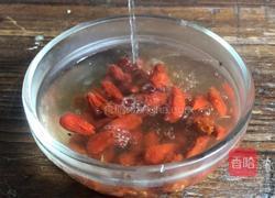 枸杞花生拌苦菊的做法图解4