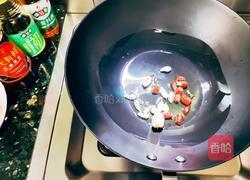 咸鱼烧花生的做法图解4