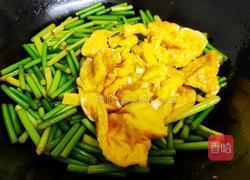 美汁蒜苔鸡蛋小炒的做法图解6