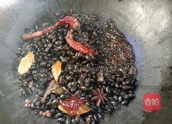 香炒黑豆的做法图解5