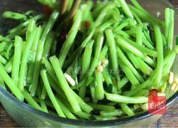 凉拌藜蒿的做法图解8