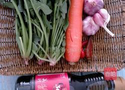 凉拌菠菜的做法图解1