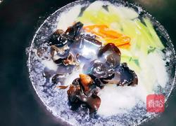 轻盐山药炒木耳的做法图解3